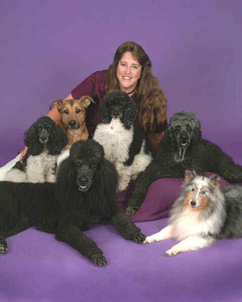 Cheryl sitting & dogs.jpg (47305 bytes)